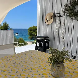  Ferienhaus Eco Marcella 8 In Buqez Kroatien